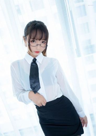 欧美ins翘臀_超清最新电影在线观看