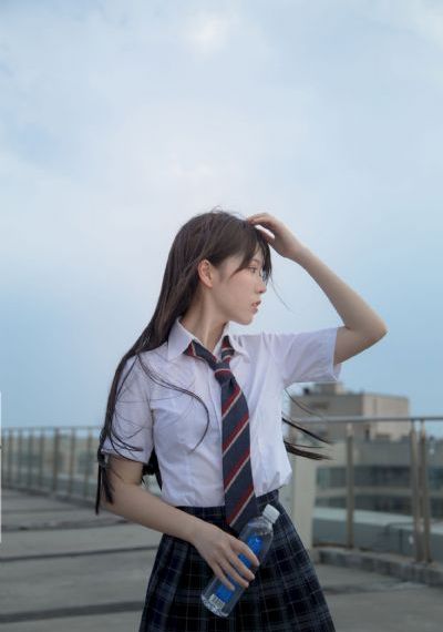欧美电影吻胸戏_超清超清免费观看