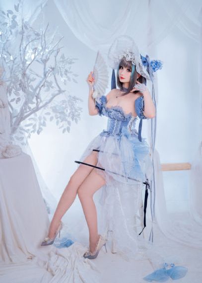 欧美妇女b_超清BD在线观看