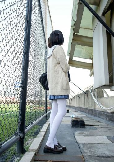 日韩精品成人色三级黶色_HD完整视频观看