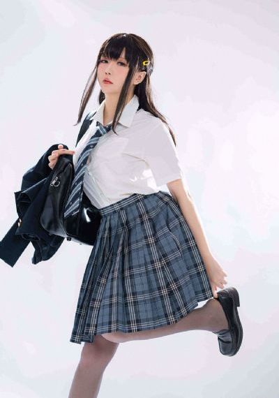 日韩女装长裙_剧情片动漫在线观看