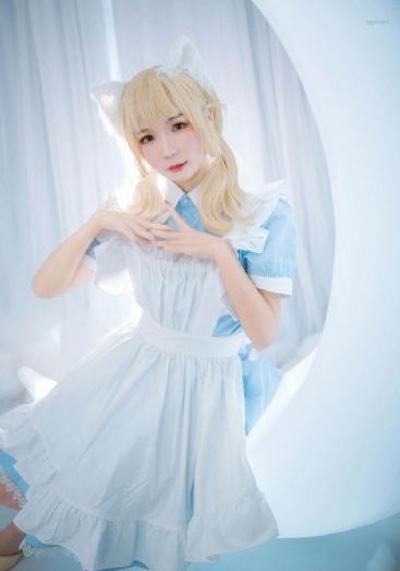 欧美暖手袋_十万网红美女美酱