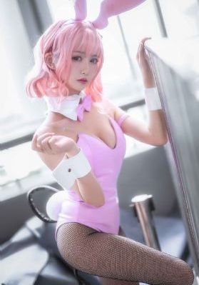 亚洲黄色免费av_十万网红美女美酱